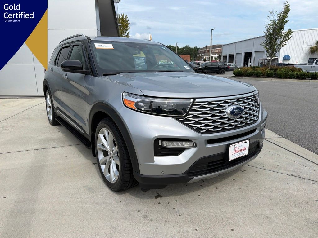 Silver Metallic 2022 Ford Explorer SUV / Crossover Rear-Wheel Drive Automatic