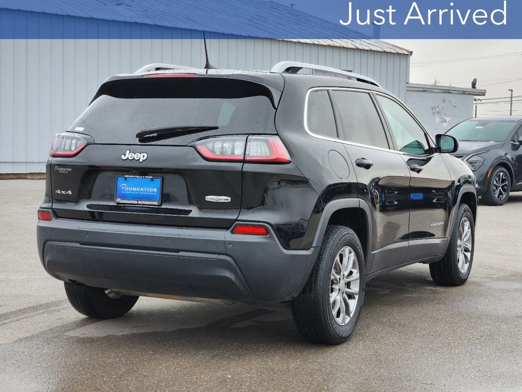 2020 Jeep Cherokee Latitude Plus 7