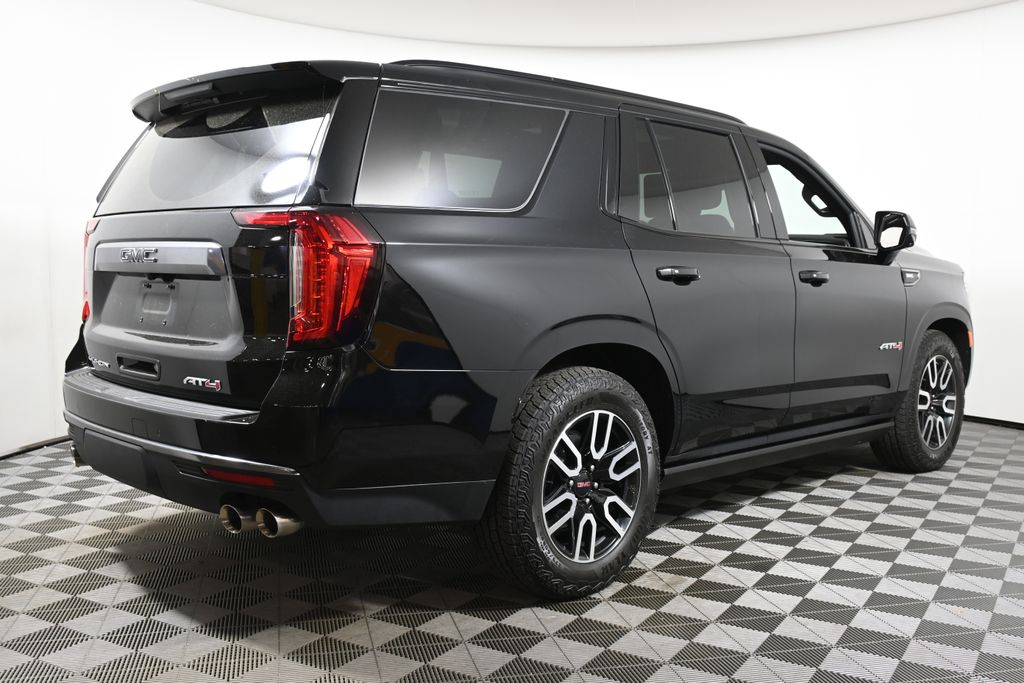 2024 GMC Yukon AT4 6