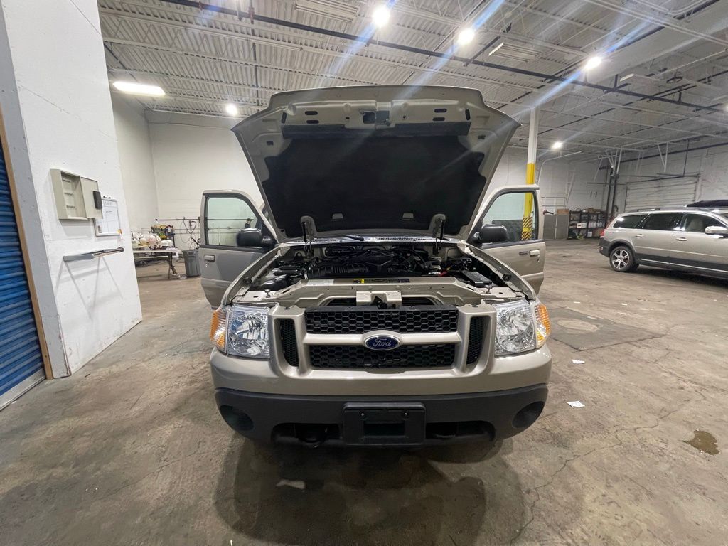 2004 Ford Explorer Sport Trac XLT - Photo 42