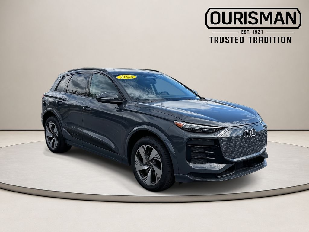  2025 Audi Q6 e-tron quattro Premium Plus   