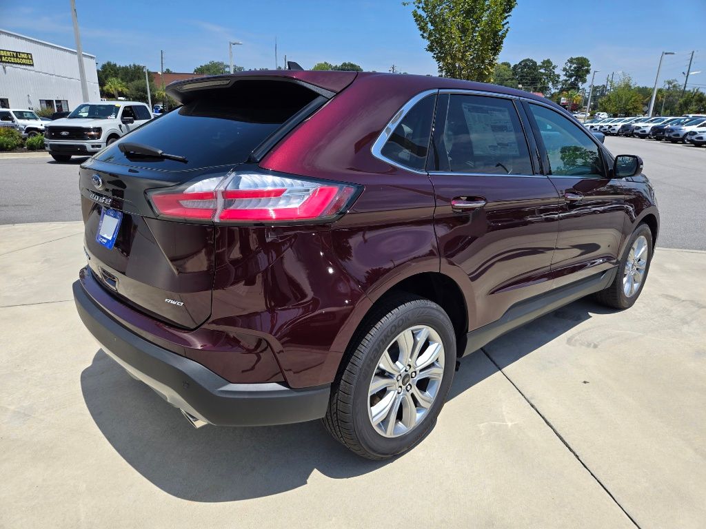 2024 Ford Edge Titanium