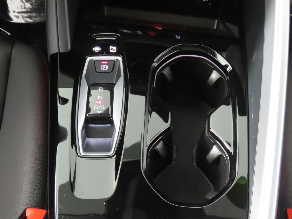 Thumbnail: 2025 Audi Q5 - 21