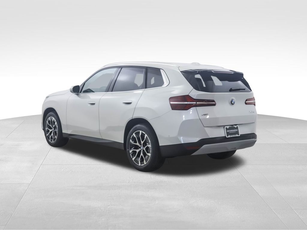 Thumbnail: 2026 BMW X3 - 4