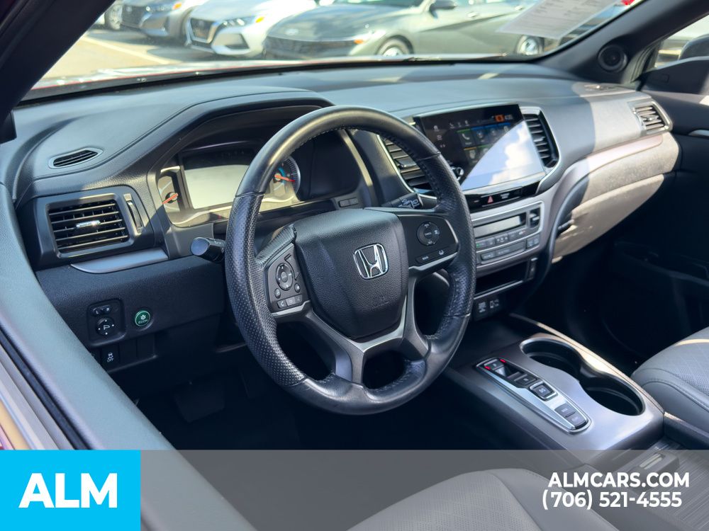 Used 2019 Red Honda EX-L image 6
