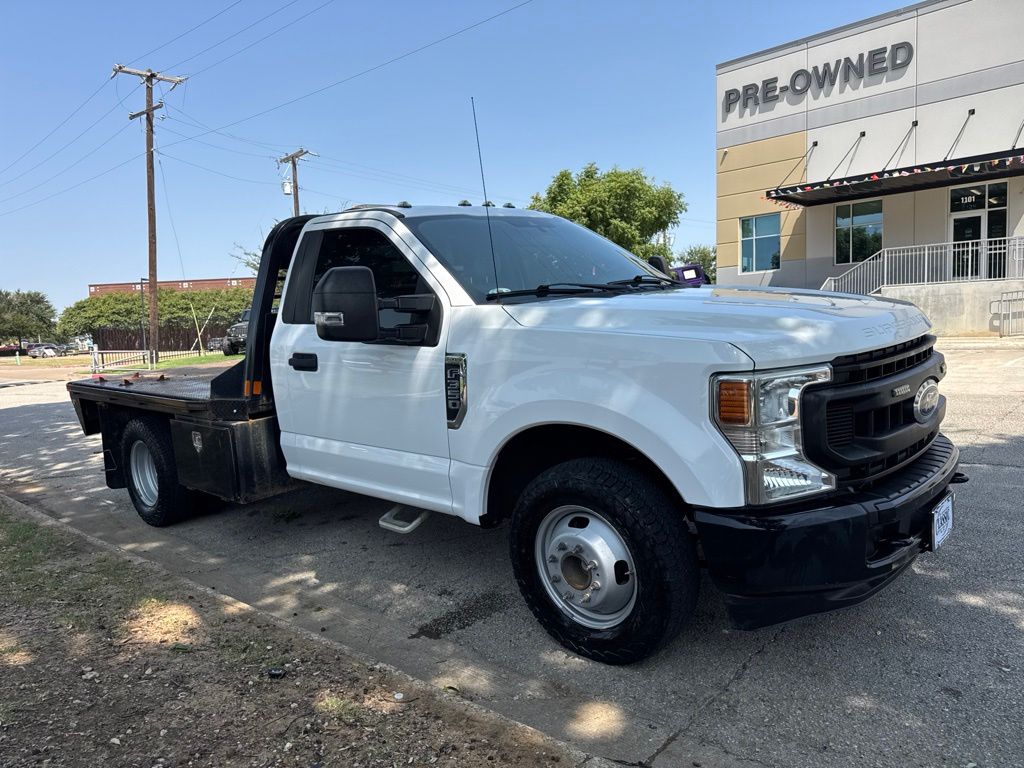 Oxford White 2020 Ford F-350 Super Duty Chassis Pickup Truck 4X2 Automatic