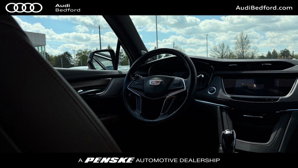 Thumbnail: 2022 Cadillac XT5 - 4