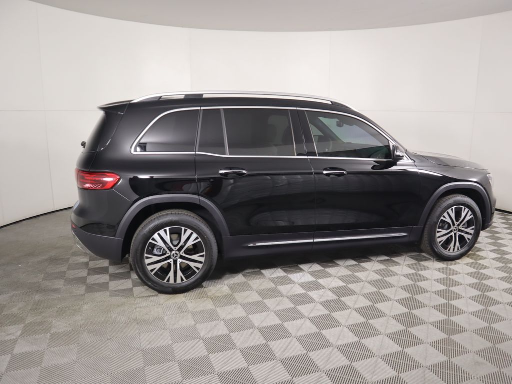 Thumbnail: 2026 Mercedes-Benz GLB - 4