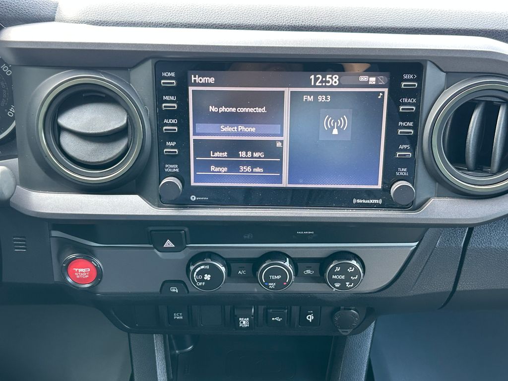 Thumbnail: 2020 Toyota Tacoma - 24