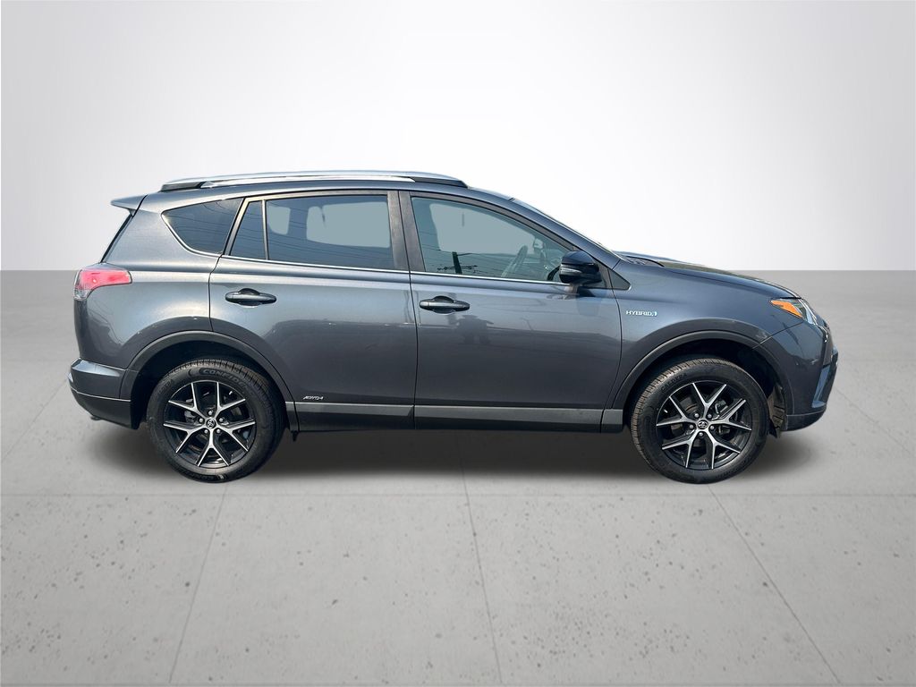 2018 Toyota RAV4 Hybrid SE