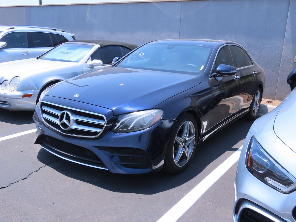 Thumbnail: 2018 Mercedes-Benz E-Class - 2