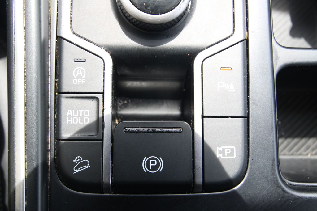 Used 2024 Kia Sorento SUV
