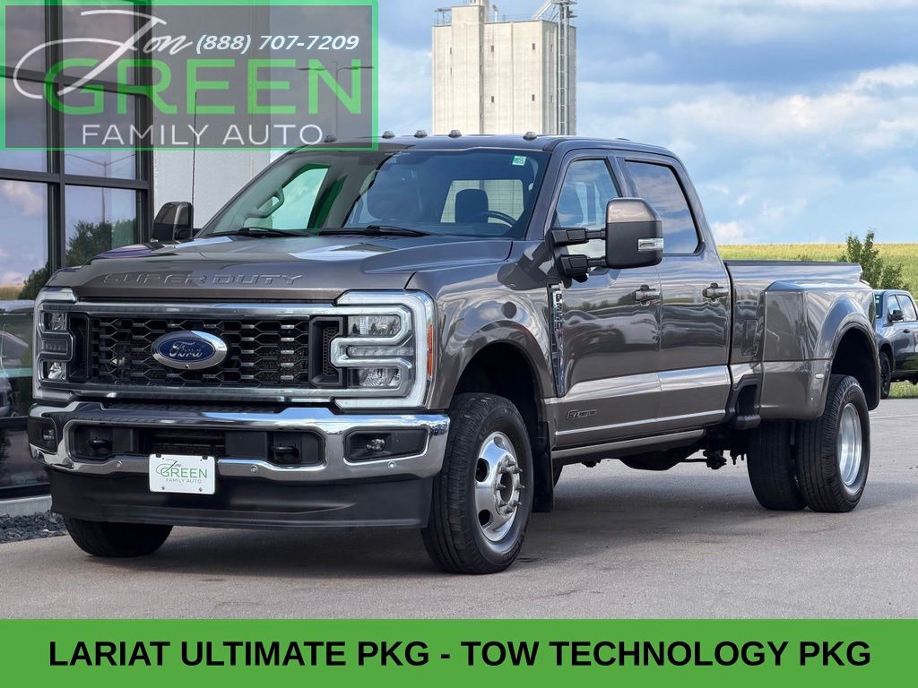  2023 Ford F-350 Super Duty Lariat Crew Cab LB DRW 4WD   