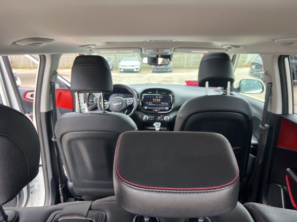 2023 Kia Soul GT-Line photo