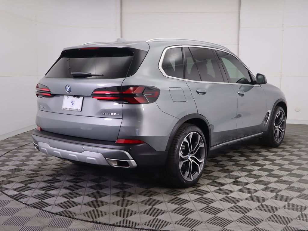 Thumbnail: 2025 BMW X5 - 5