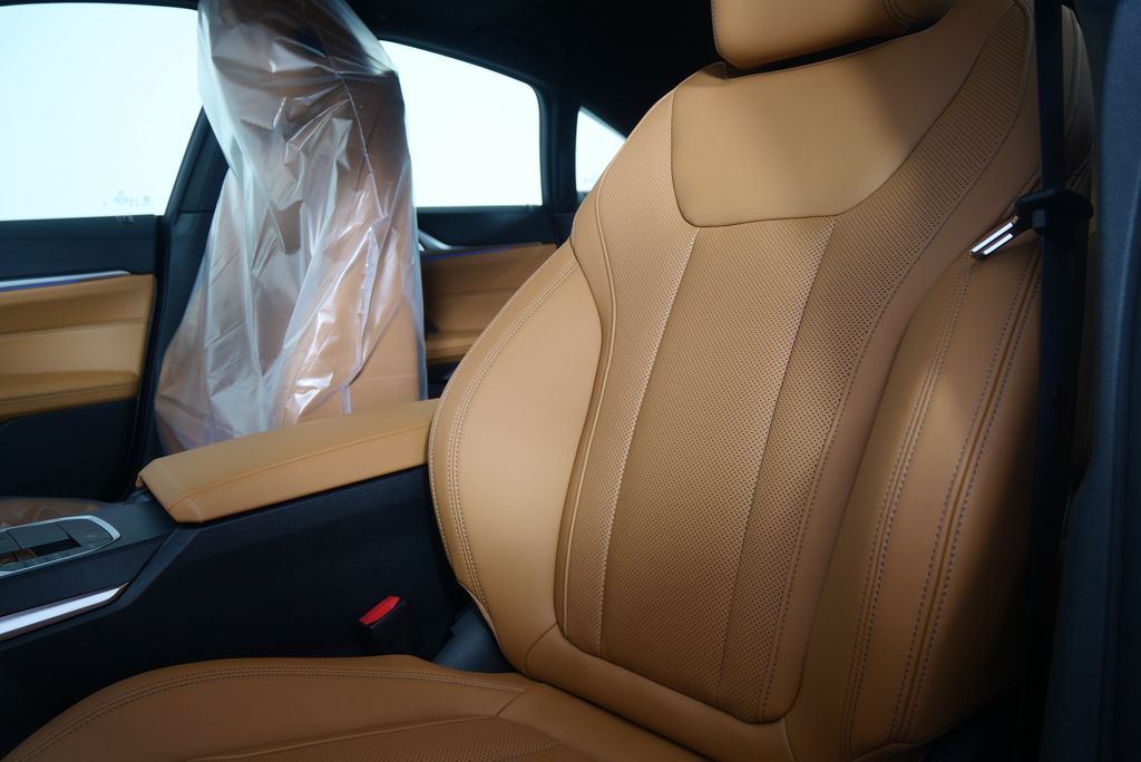 2025 BMW i4 eDrive40 11