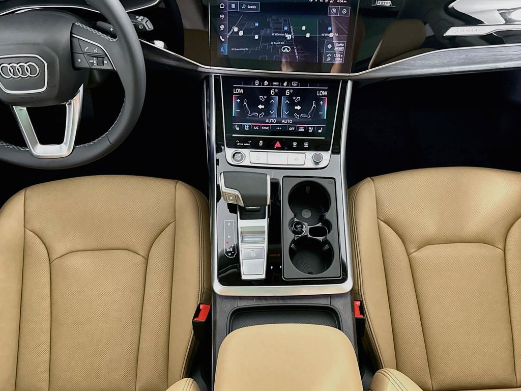 Thumbnail: 2026 Audi Q7 - 18