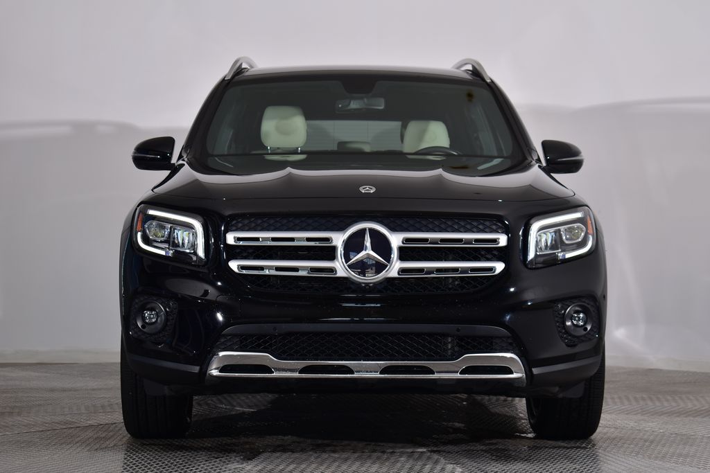 Thumbnail: 2021 Mercedes-Benz GLB - 8