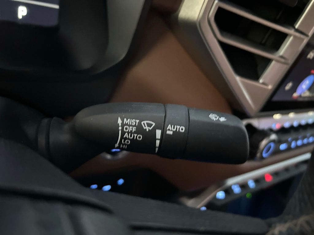 Thumbnail: 2024 Toyota Tundra - 22