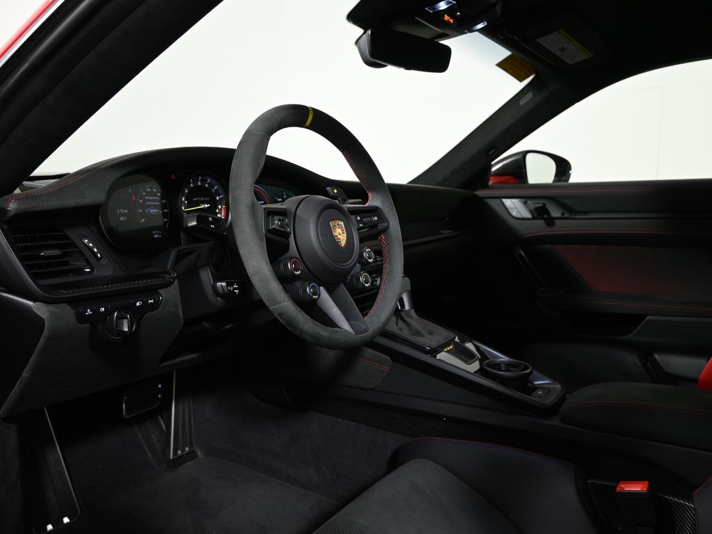 Thumbnail: 2025 Porsche 911 - 4