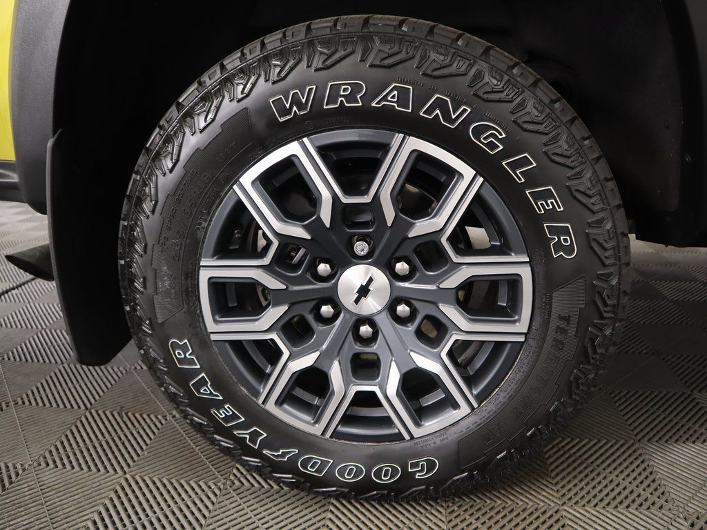 2023 Chevrolet Colorado Z71 32
