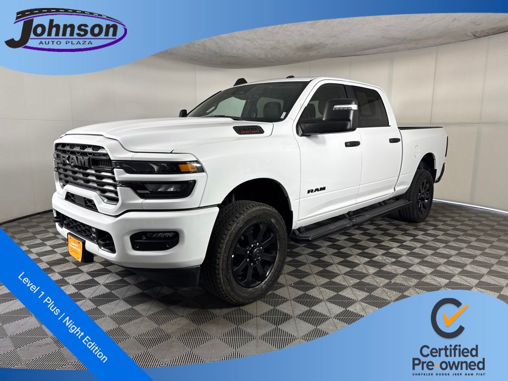 Bright White Clearcoat 2025 RAM 2500 Pickup Truck Four-Wheel Drive 8-Speed Automatic