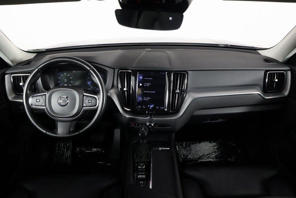 Thumbnail: 2019 Volvo XC60 - 8