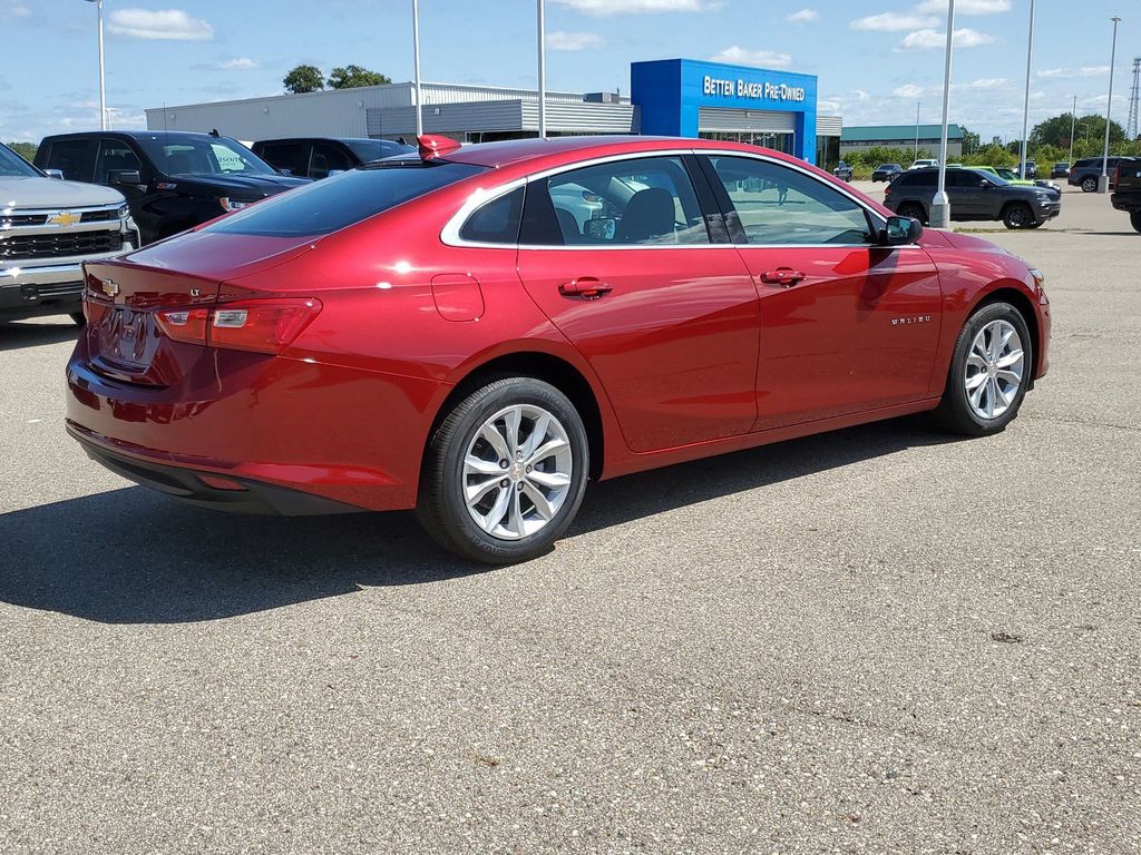 2025 Chevrolet Malibu LT 4