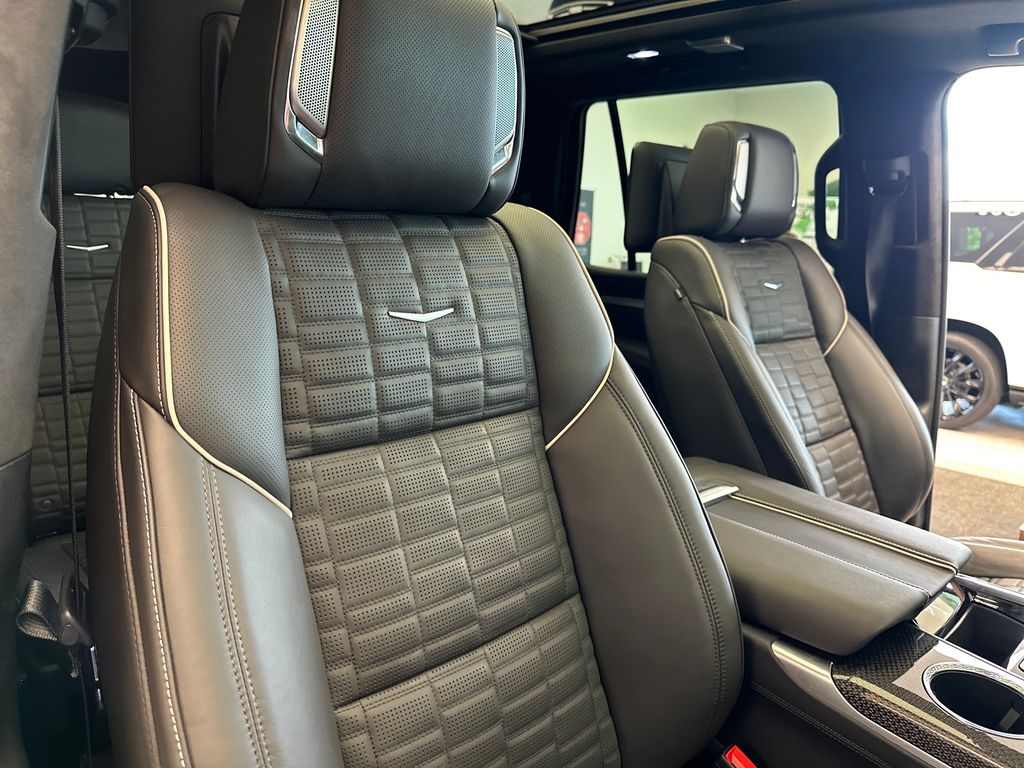 Used Car 2025 Cadillac Escalade  V-series For Sale Under $200,000 In Austin, Texas
