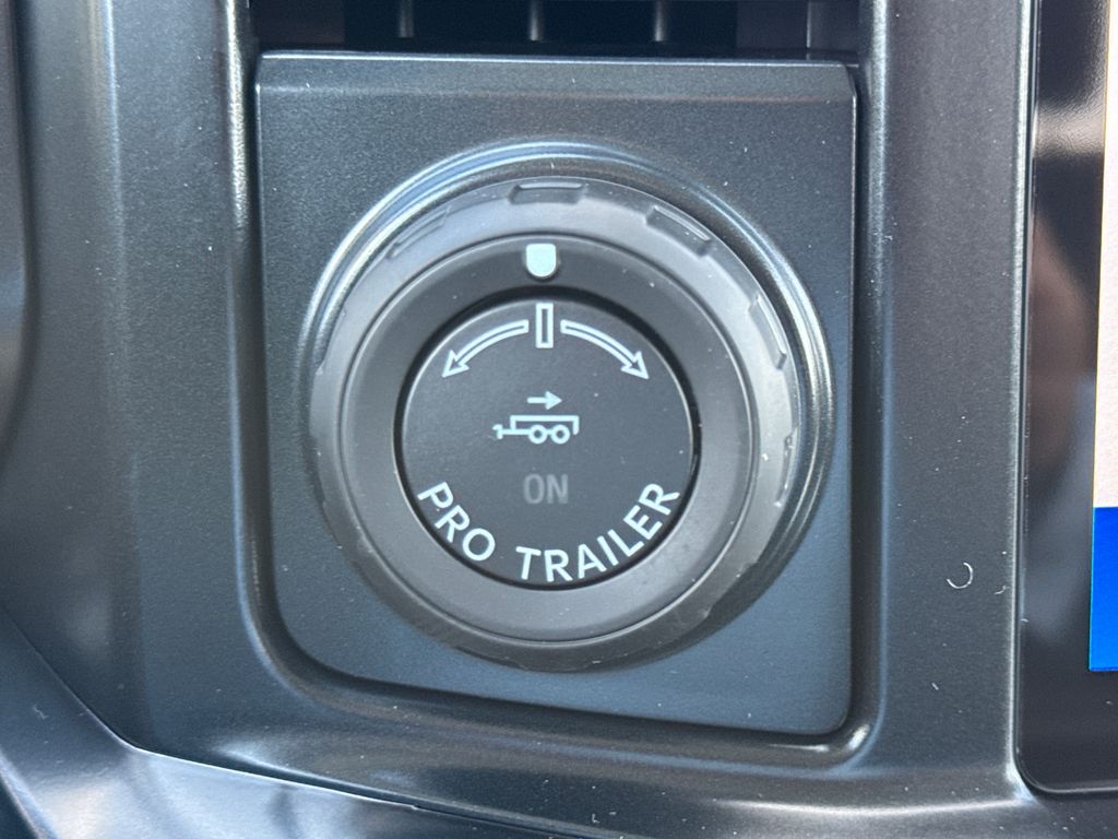 New 2026 Gray Ford Lariat image 36