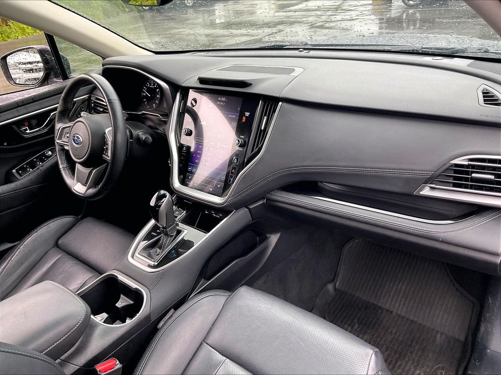 2022 Subaru Outback — photo 13