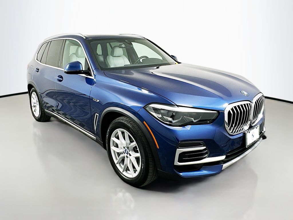 Thumbnail: 2023 BMW X5 - 3