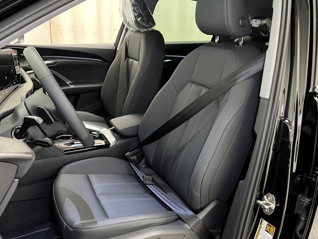 Thumbnail: 2025 Audi Q5 - 25