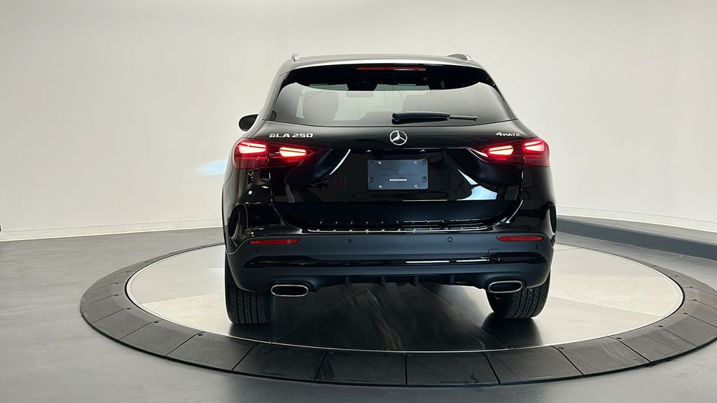 2025 Mercedes-Benz GLA 250 4MATIC 6