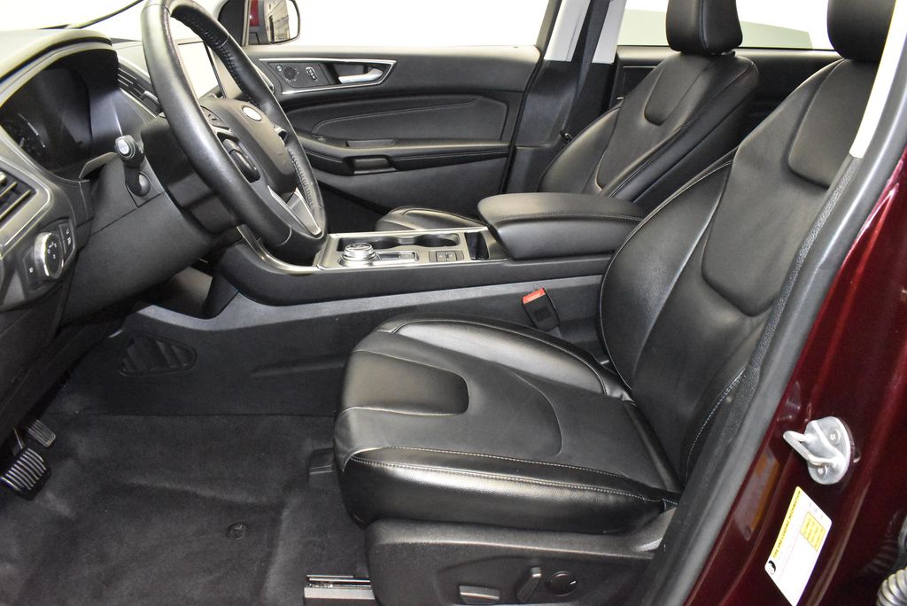 Thumbnail: 2022 Ford Edge - 14