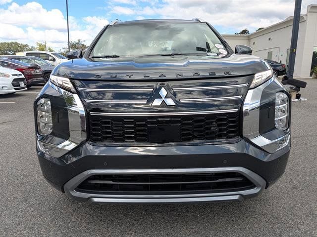 Used 2025 Mitsubishi Outlander SUV