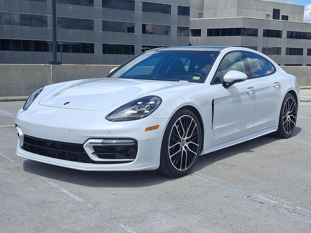 2023 Porsche Panamera Platinum -
                Vienna, VA
