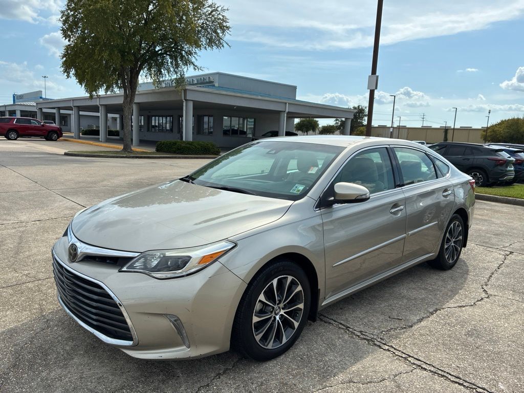 2017 Toyota Avalon XLE