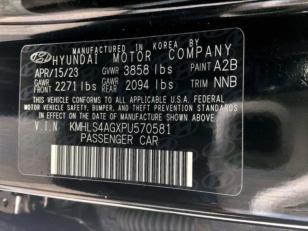 2023 Hyundai Elantra — photo 35
