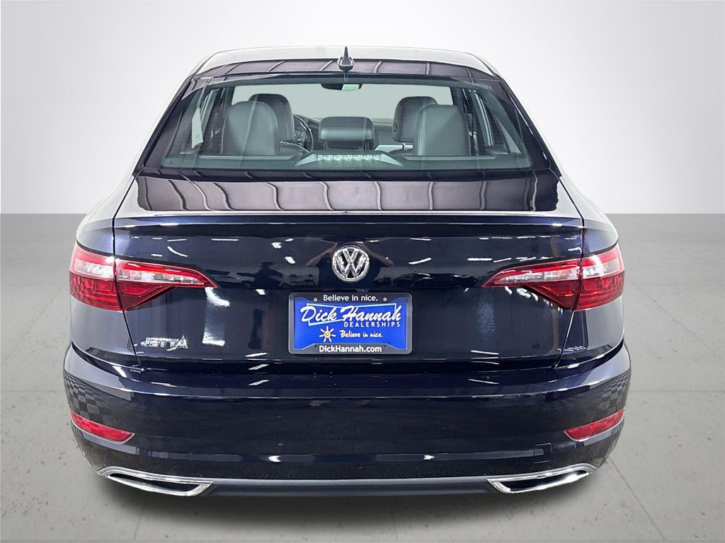 2021 Volkswagen Jetta R-Line