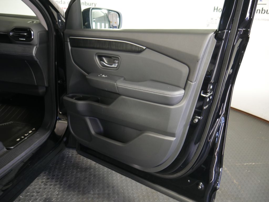 Thumbnail: 2023 Honda Pilot - 6