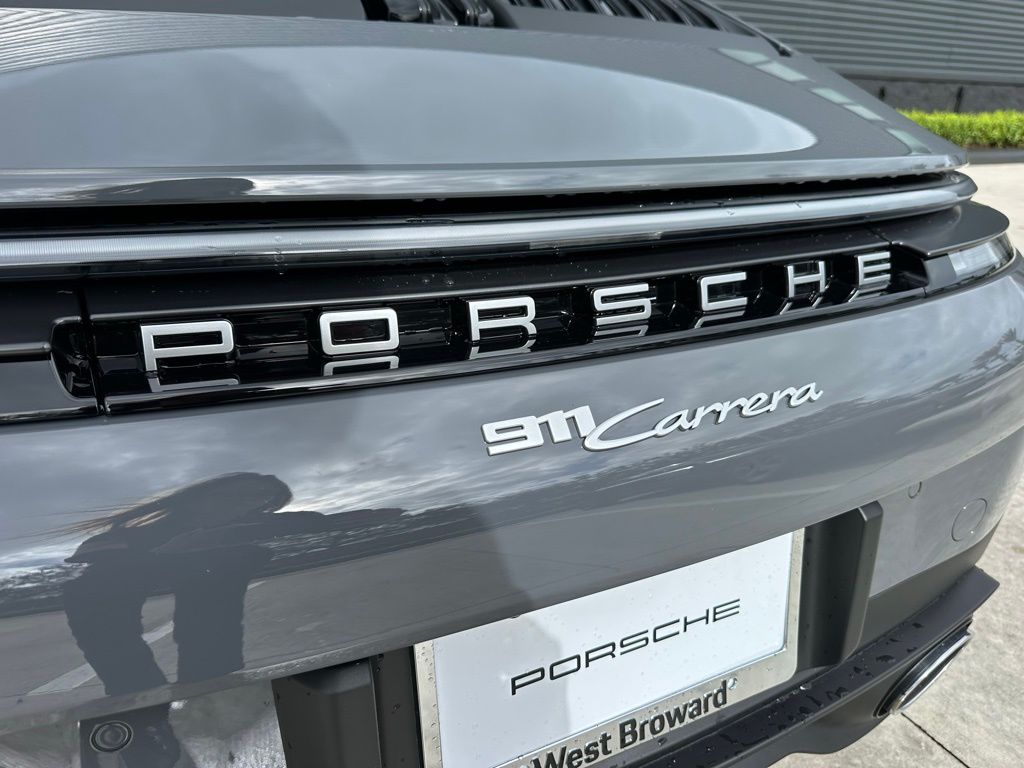 Thumbnail: 2026 Porsche 911 - 14