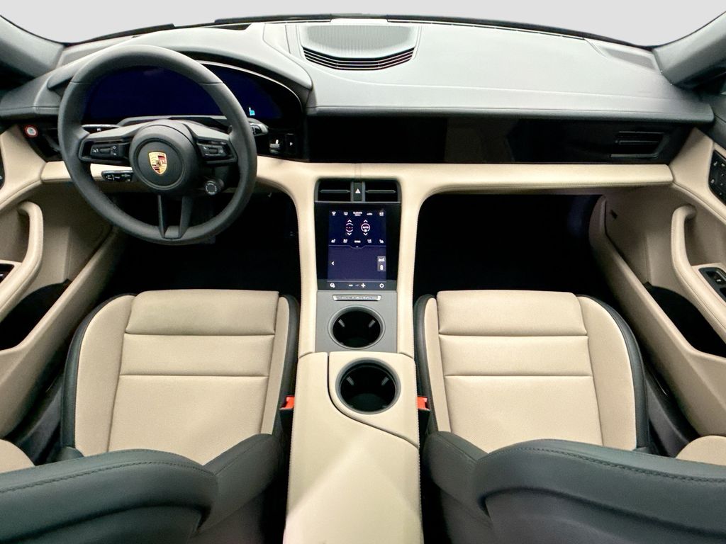 Thumbnail: 2026 Porsche Taycan - 15