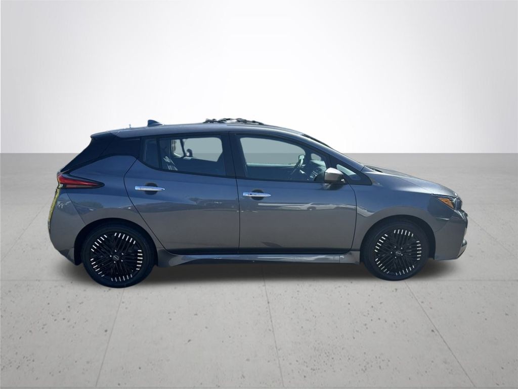 2025 Nissan Leaf SV Plus