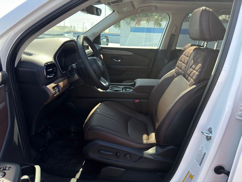 Thumbnail: 2026 Honda Pilot - 16