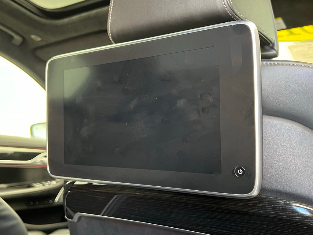 Thumbnail: 2019 BMW 7 Series - 9