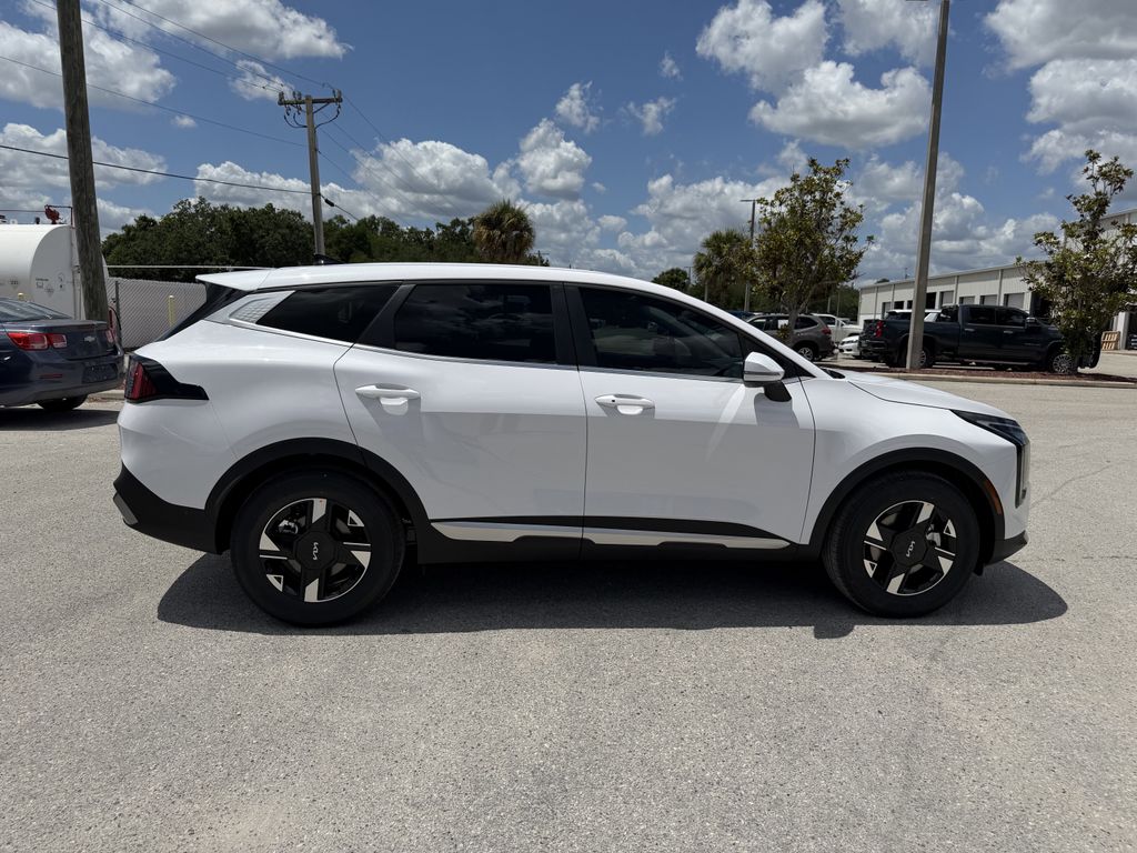 new 2026 Kia Sportage car, priced at $27,555