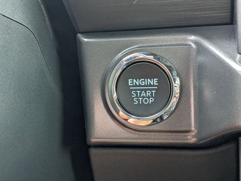 2025 Ford F-150 Black Widow