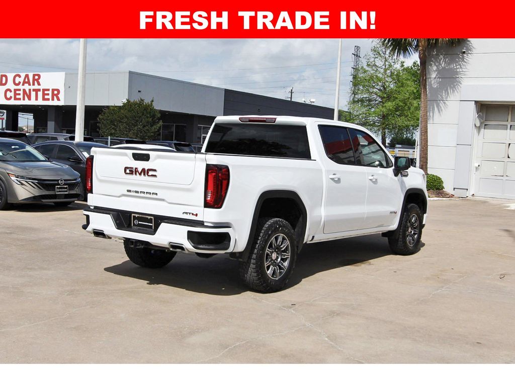 2025 GMC Sierra 1500 AT4 - 3