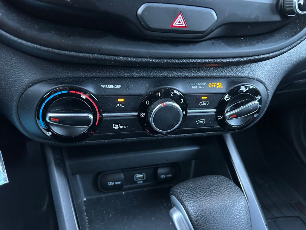 Thumbnail: 2020 Kia Soul - 25